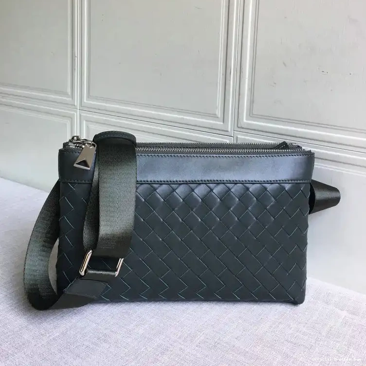 Official Brother Sam Veneta Bag 2108SF0239 Bottega 0606